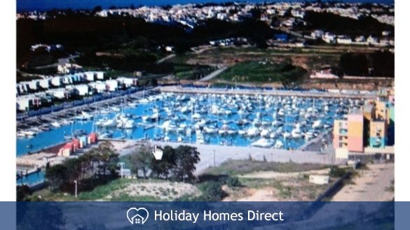 New Albufeira marina- 10 mins walk.